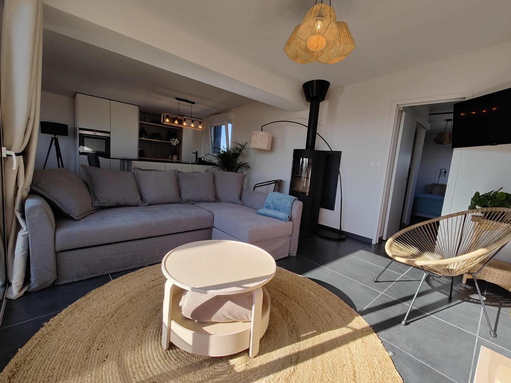 Logis Lina Apartment Agon-Coutainville Bagian luar foto
